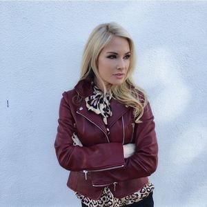 Meet your Posher, Wendy